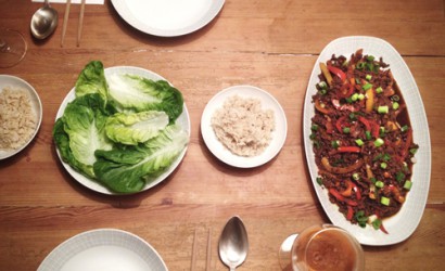 Koreanisches Rind im Salatblatt