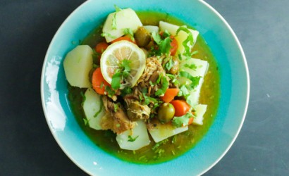 TAJINE MIT HUHN, OLIVEN & ZITRONEN, MAROKKANISCH