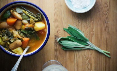 VEGANE RIBOLLITA (TOSKANISCHE BOHNENSUPPE)