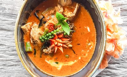ROTES THAI CURRY MIT HUHN & GEMÜSE ODER NACH LUST UND LAUNE!